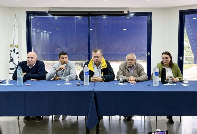 Advertencia de los Sindicatos Aeronáuticos tras la  Situación Crítica del Sector Aéreo