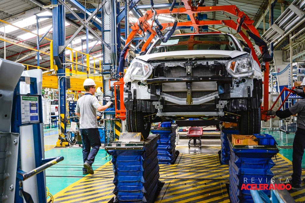 La crisis industrial se descarga sobre los trabajadores: General Motors profundiza suspensiones y recorte salarial