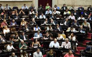 La Ley Ómnibus: Un retroceso para los trabajadores y los sindicatos