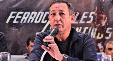Tensión en el sector ferroviario: Omar Maturano, líder de La Fraternidad, en desacuerdo en la paritaria.