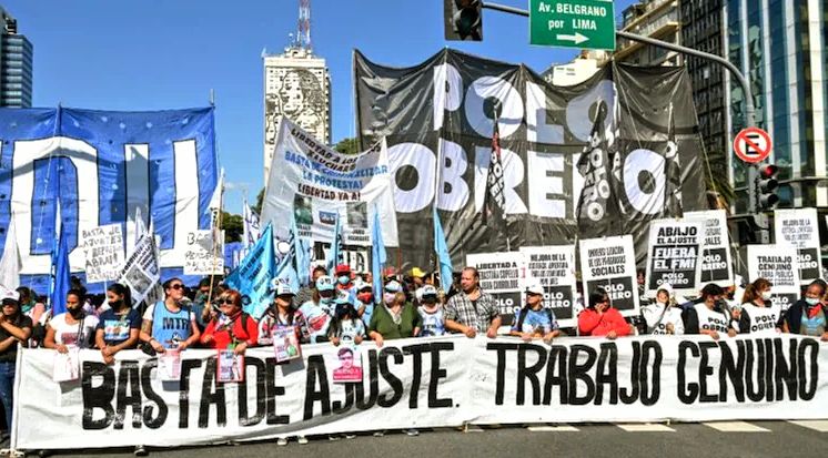 Organizaciones sociales y gremiales se movilizan contra la reforma laboral impulsada por el Gobierno