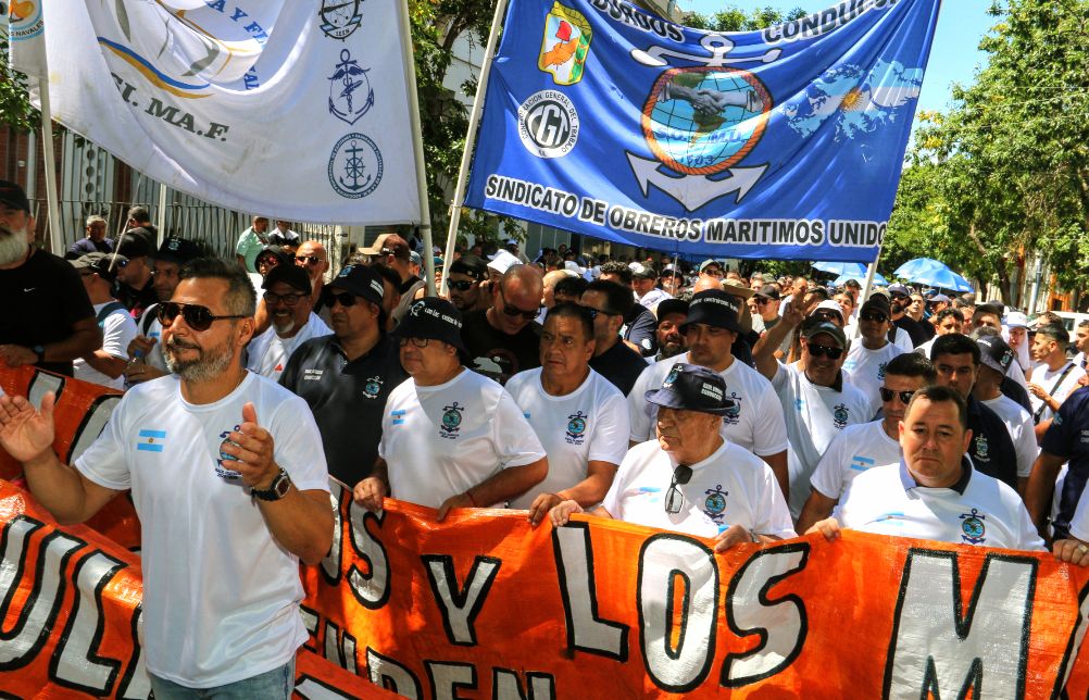 Reforma laboral: Durdos advirtió “quieren dejar al embarcado sin derechos básicos”