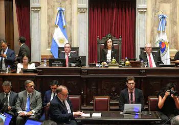 El Senado baj&oacute; la edad de imputabilidad a 14 a&ntilde;os y abre un fuerte debate social