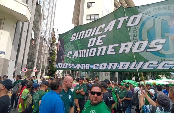 Camioneros Zona Norte se Hace Presente en la Marcha por la Memoria, la Verdad y la Justicia.