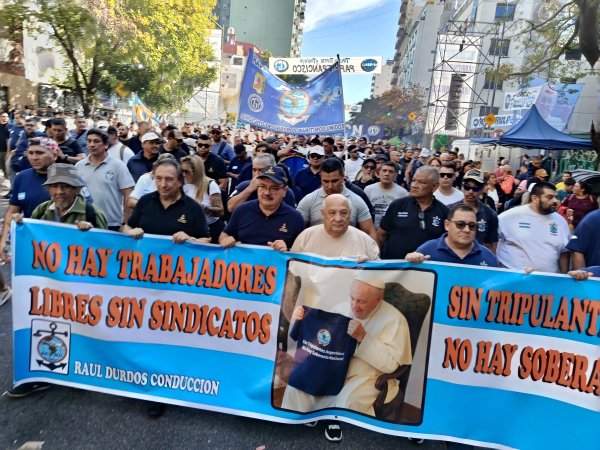 Operaci&oacute;n medi&aacute;tica contra el SOMU: buscan culpar a Durdos mientras avanzan con salarios a la baja