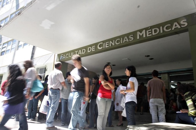 Aumentos Exorbitantes en la Facultad de Medicina de la UNLP: Desafíos Económicos en la Educación Universitaria