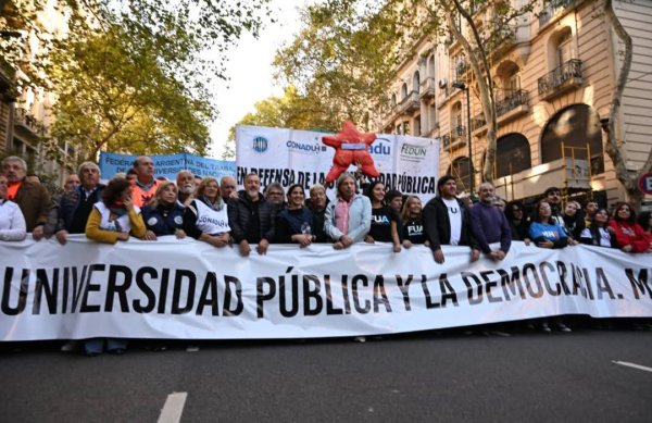Docentes universitarios preparan una nueva ofensiva gremial y amenazan con paralizar el segundo cuatrimestre