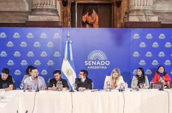 Entregan la soberan&iacute;a: Milei impulsa una ley que abre la puerta a la venta de tierras argentinas a potencias extranjeras