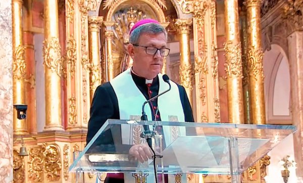 El duro serm&oacute;n a Javier Milei Garc&iacute;a Cuerva  contra la crueldad social y el ajuste en pleno Tedeum por la Independencia