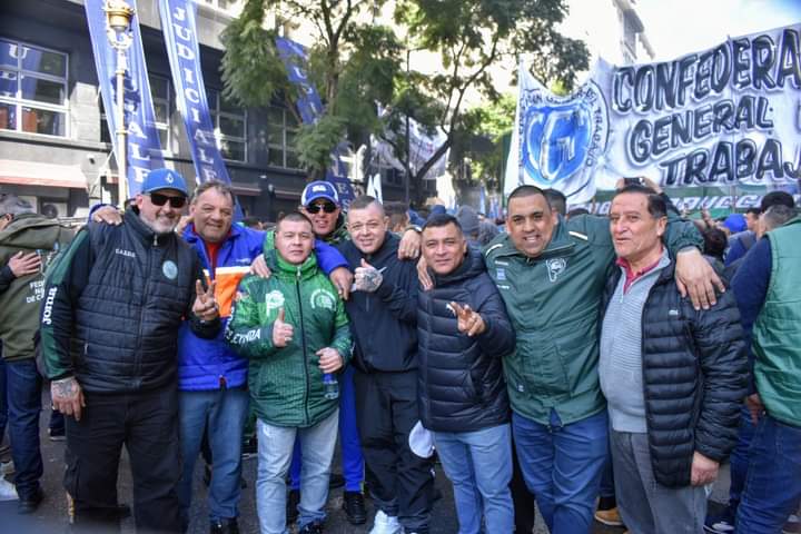 Solidaridad y Compromiso: Delegación Zona Norte de Camioneros en la Marcha por el Día de San Cayetano.