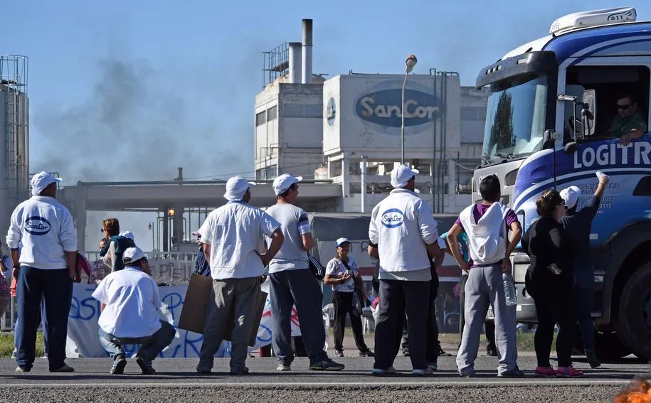 ATILRA denunció vaciamiento y salarios impagos: “Sancor le da la espalda a sus trabajadores”