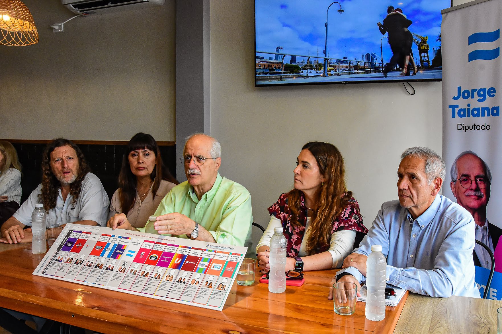 Fuerza Patria y las centrales obreras unidas: “El plan de Milei ya ha fracasado”