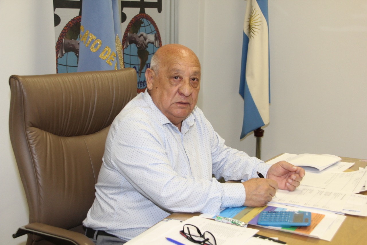 Raúl Durdos: “Seguimos de pie, defendiendo a los trabajadores marítimos frente a los poderosos”