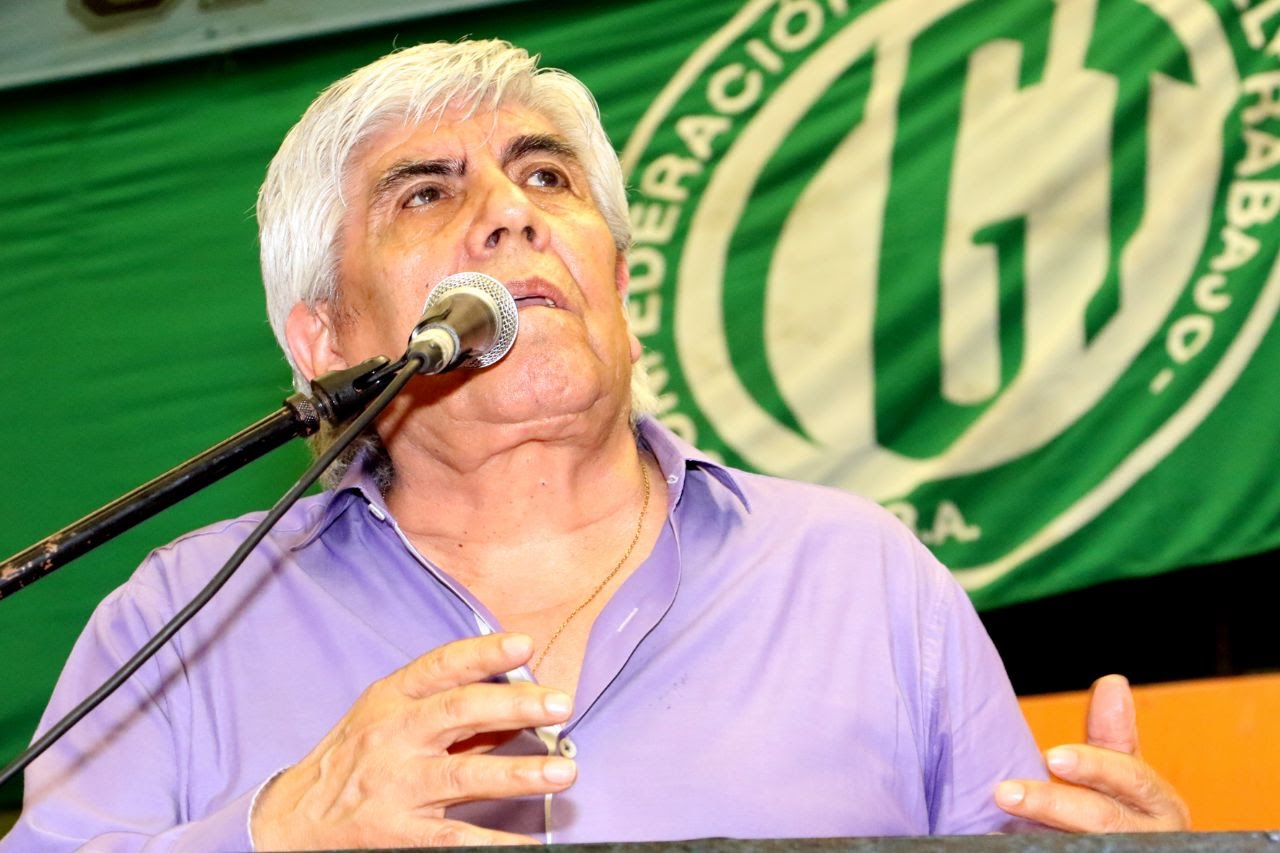 El lider del Sindicato de Camioneros Hugo Moyano Regresa a la CGT:  